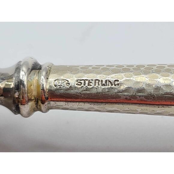 Antique Hammered Sterling Silver Handle Pie Server. Marked & Monogrammed 'A' - Picture 2 of 11